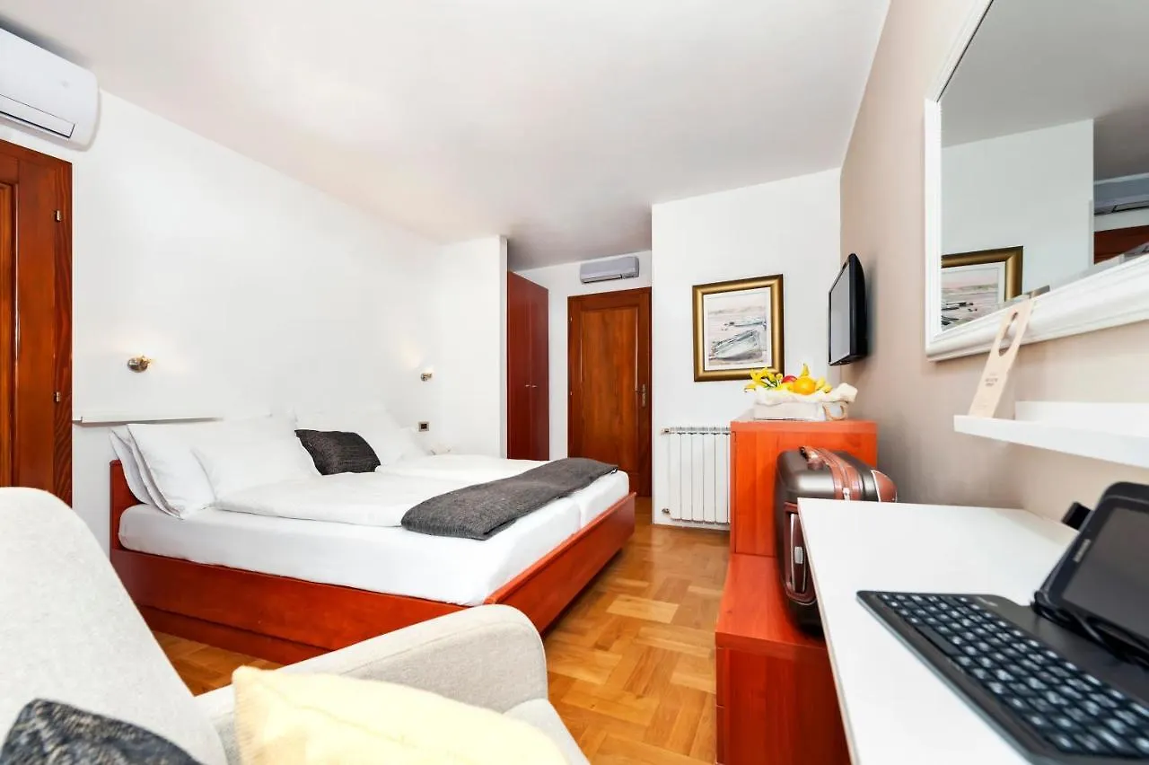 Villa Milli B&B 3*, Rovinj